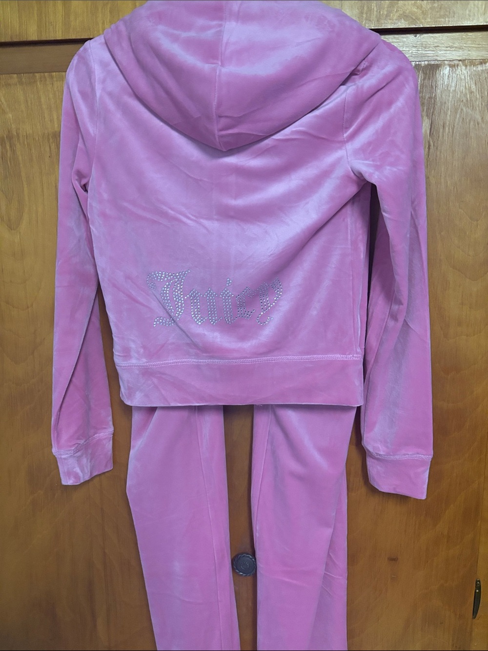 NWT Juicy Couture Velour Bling Zip Hoodie & Wide-Leg Bling butt Pants Set - Pink